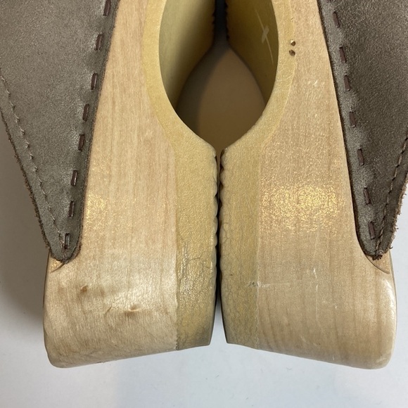 Sven Leaf Punch Spray Clogs in Beige Tan Sz 36 5 5.5 scandi granola girl hippie - Picture 13 of 16